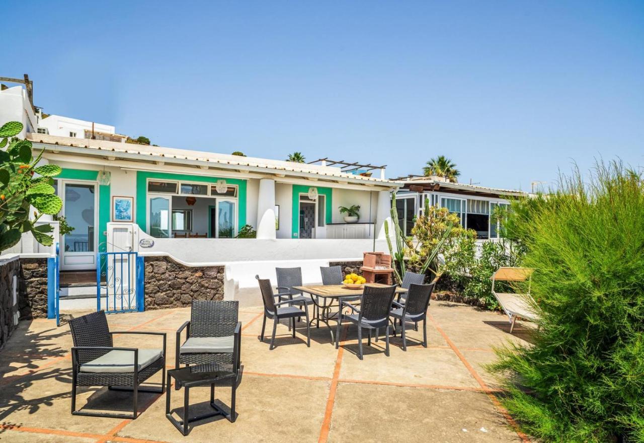 Villa Mareblu Luxury Holiday Apartment Direttamente Sul Mare Stromboli Extérieur photo