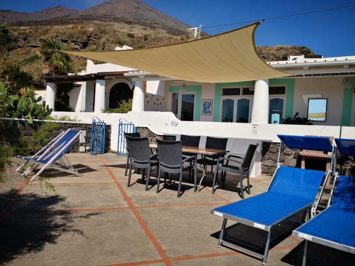 Villa Mareblu Luxury Holiday Apartment Direttamente Sul Mare Stromboli Extérieur photo